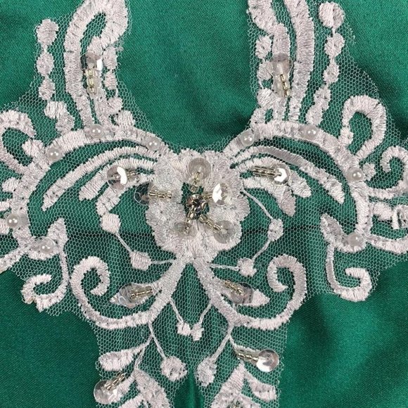 VTG Green Short High Lo Asymmetrical Embroidered Retro Formal Dress Gown - Picture 3 of 11